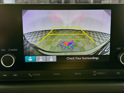 Used 2025 Honda HR-V LX image 21