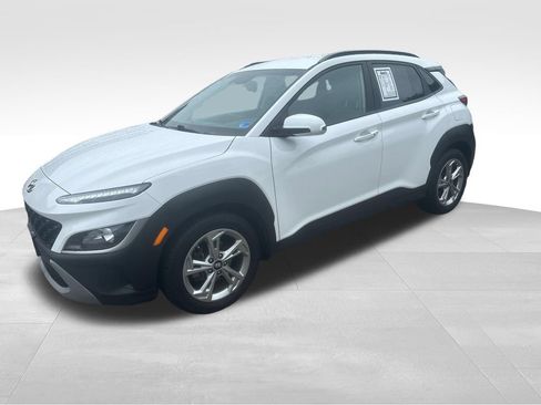Used 2023 Hyundai Kona SEL FWD image 3