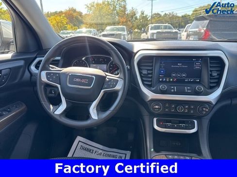 Certified 2023 GMC Acadia SLE image 15