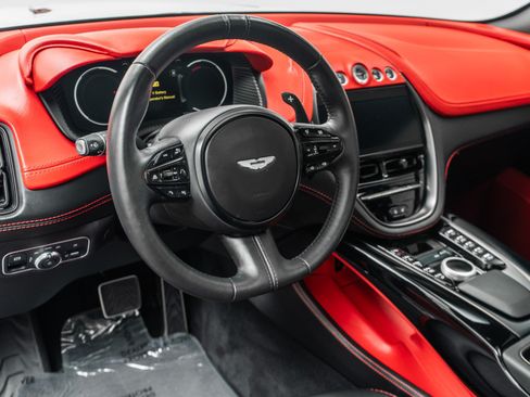 Used 2021 Aston Martin DBX AWD/4WD image 13