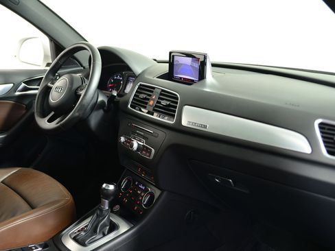 Used 2016 Audi Q3 2.0T Premium Plus image 21