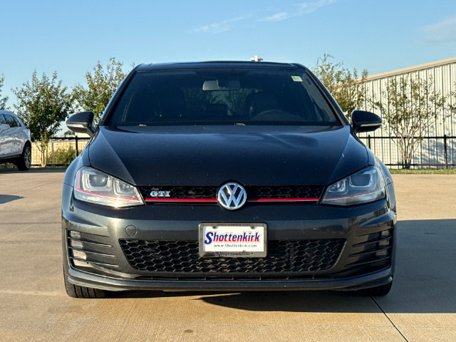Used 2016 Volkswagen GTI SE w/ Lighting Package (SEL) FWD image 2