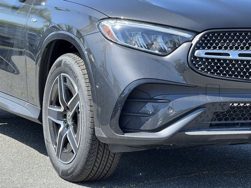 New 2025 Mercedes-Benz GLC 350e 4MATIC image 4