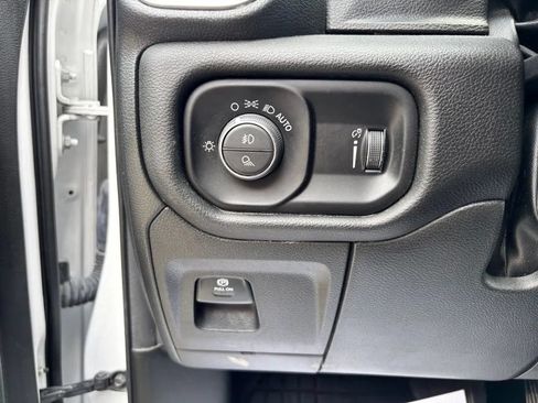 Used 2023 RAM 1500 Big Horn AWD/4WD image 13