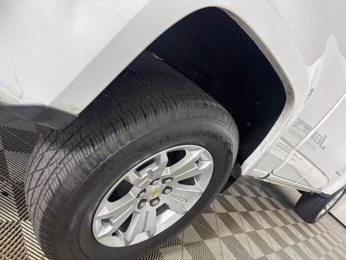 Used 2022 Chevrolet Colorado LT w/ Fleet Safety Package image 23