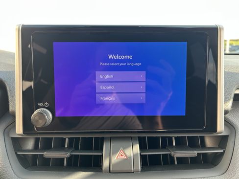 Used 2024 Toyota RAV4 XLE w/ Convenience Package AWD/4WD image 28