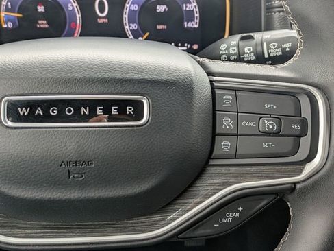 Used 2022 Jeep Wagoneer Series II image 19