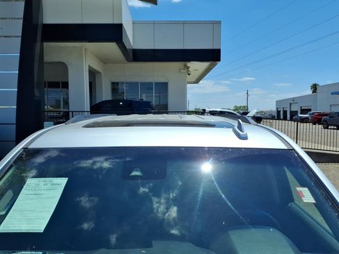 Used 2019 GMC Yukon SLT w/ Premium Edition RWD image 10