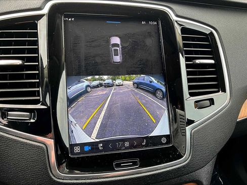 Certified 2023 Volvo XC90 B5 Plus image 27