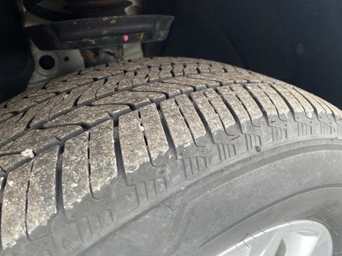 Certified 2024 Chevrolet Equinox LT w/ LPO, Floor Liner Package image 26