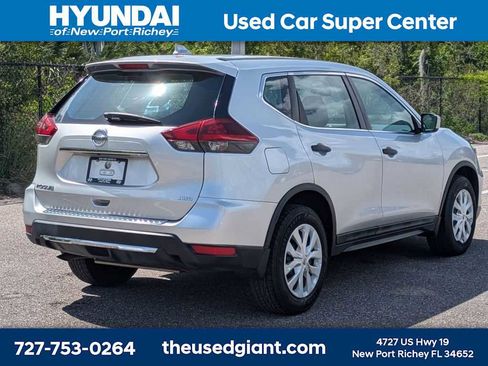 Used 2018 Nissan Rogue S AWD/4WD image 5