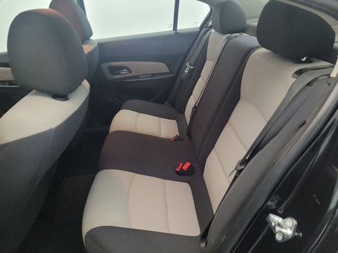 Used 2016 Chevrolet Cruze LS FWD image 18