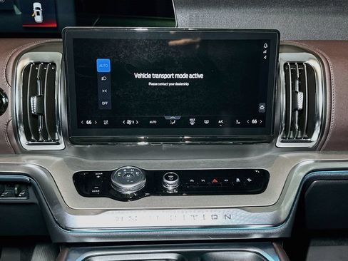 New 2027 Ford Expedition Platinum w/ Platinum Ultimate Package AWD/4WD image 10
