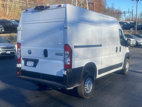 New 2025 RAM ProMaster 1500 w/ Premium Convenience Group image 25
