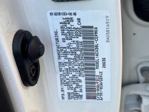 Used 2004 Toyota Camry LE image 39