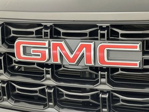 Used 2024 GMC Canyon Elevation w/ Trailering Package image 31