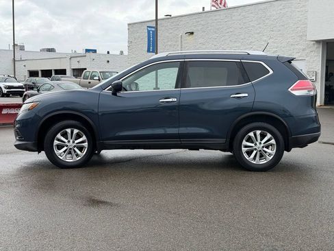 Used 2016 Nissan Rogue SV AWD/4WD image 3