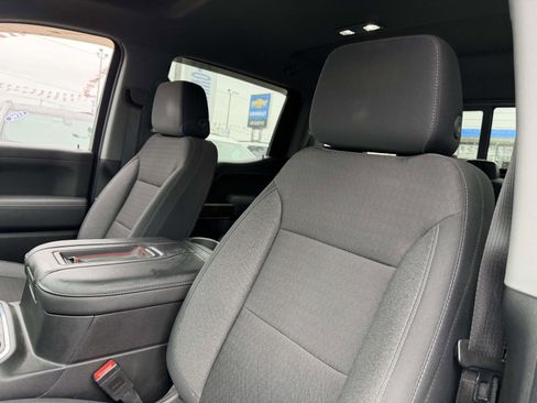 Used 2020 Chevrolet Silverado 1500 LT Trail Boss image 13