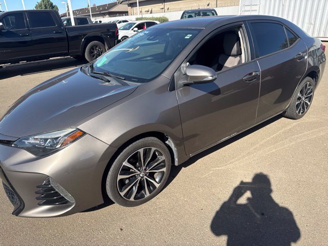 Used 2017 Toyota Corolla SE w/ Carpet Mat Package (TMS) FWD image 1