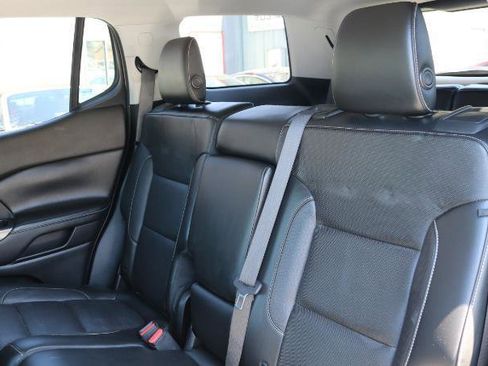 Used 2019 GMC Acadia SLT w/ LPO, Cargo Package FWD image 20