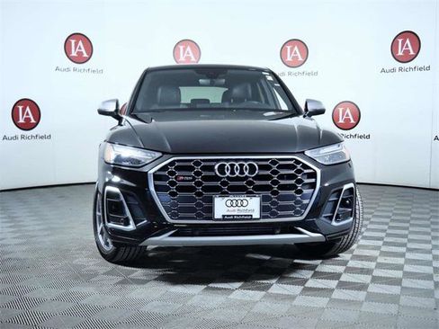 Used 2022 Audi SQ5 Premium image 3