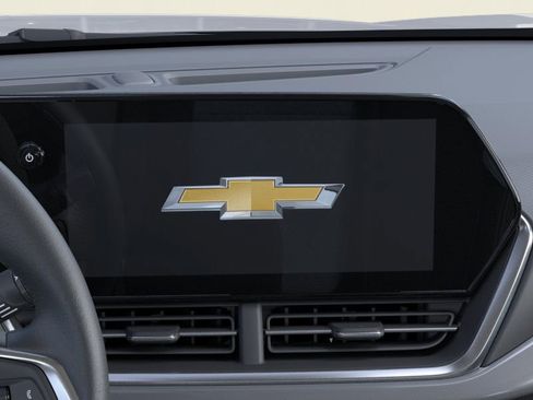 New 2026 Chevrolet Trax LT w/ Driver Confidence Package image 20