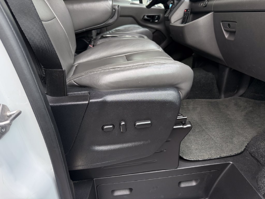 Used 2021 Ford Transit 250 Medium Roof AWD image 50