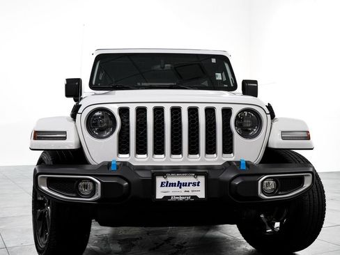 Used 2023 Jeep Wrangler Unlimited Sahara w/ Cold Weather Group AWD/4WD image 3