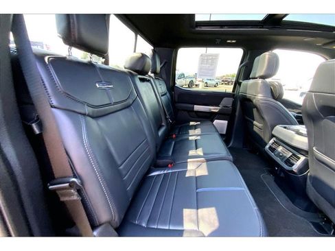 Used 2025 Ford F350 Platinum AWD/4WD image 29
