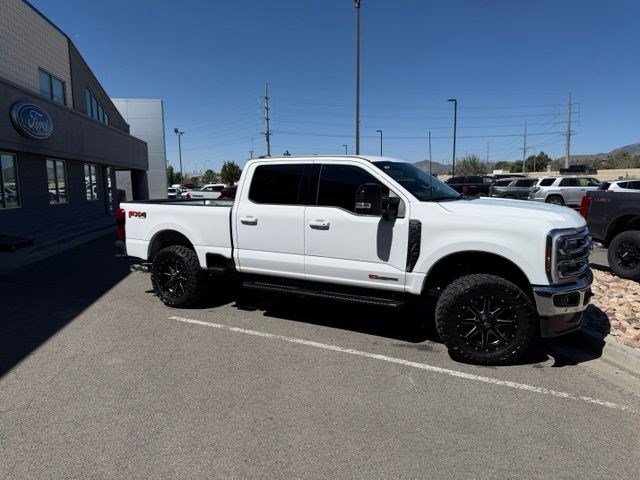 Used 2026 Ford F350 Lariat w/ Lariat Premium Package AWD/4WD image 1