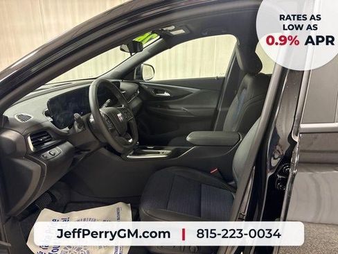 New 2026 Buick Envista Sport Touring w/ Convenience I Package FWD image 8