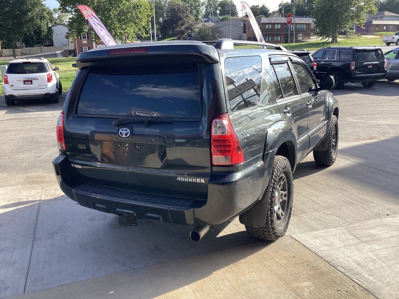 Used 2008 Toyota 4Runner Limited w/ Limited Extra Value Pkg 1 AWD/4WD image 4