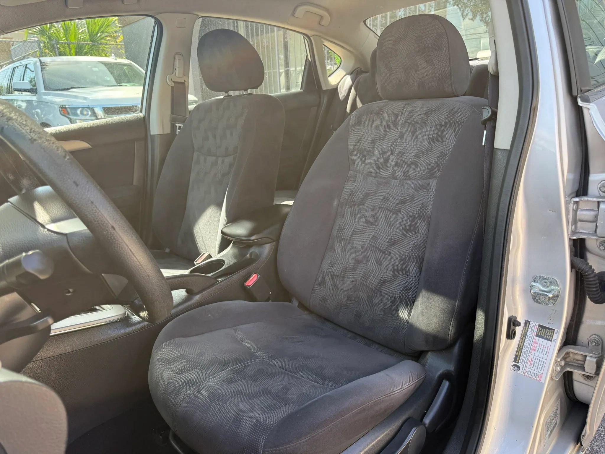 Used 2013 Nissan Sentra SV FWD image 12