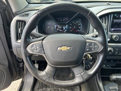 Used 2017 Chevrolet Colorado Z71 AWD/4WD image 21