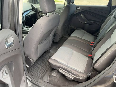 Used 2018 Ford Escape SE w/ SE Sync 3 Package FWD image 13