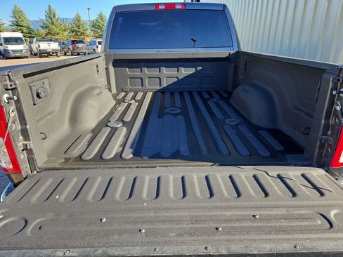 Used 2022 RAM 2500 Big Horn image 27