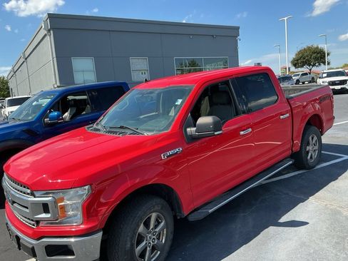 Used 2020 Ford F150 XLT w/ Equipment Group 302A Luxury AWD/4WD image 3