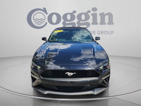 Used 2020 Ford Mustang Premium RWD image 6