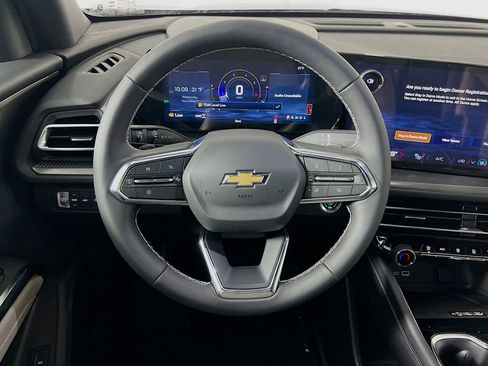 New 2026 Chevrolet Traverse LT w/ Driver Confidence Package image 11