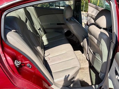 Used 2005 Nissan Altima 3.5 SL image 13