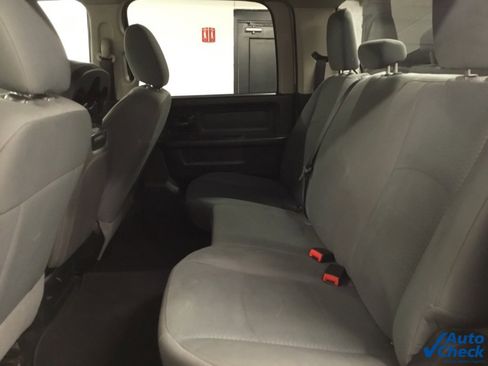 Used 2014 RAM 1500 Express image 30