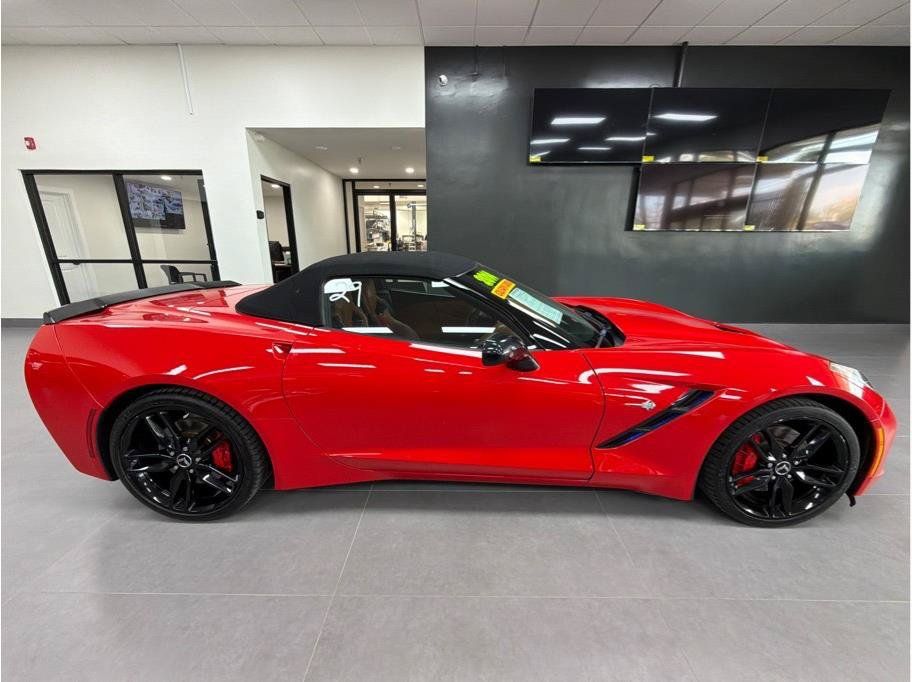 Used 2014 Chevrolet Corvette Stingray Convertible w/ 3LT Preferred Equipment Group RWD image 3