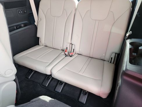 Certified 2023 Kia Sorento SX AWD/4WD image 10