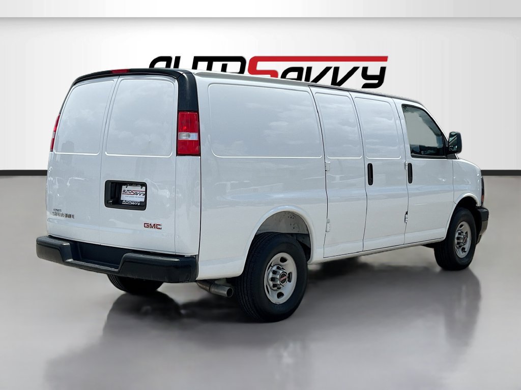 Used 2025 GMC Savana 2500 w/ Driver Convenience Package RWD image 7