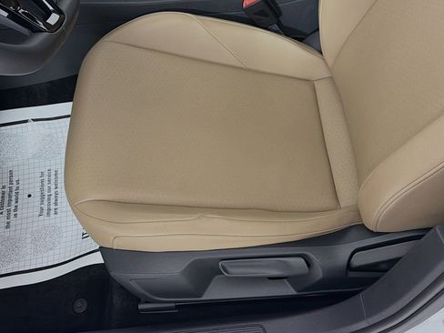 Used 2020 Volkswagen Jetta SE w/ SE Cold Weather Package image 18