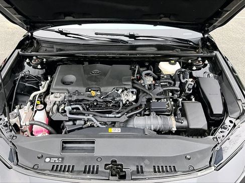 Used 2025 Toyota Camry LE FWD image 30