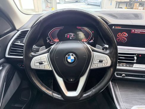 Used 2020 BMW X7 xDrive40i w/ Premium Package AWD/4WD image 13
