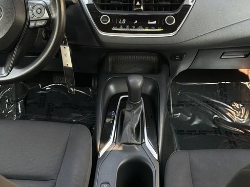 Used 2023 Toyota Corolla LE FWD image 13