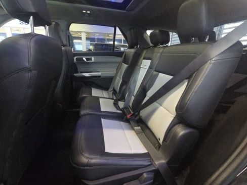 Certified 2023 Ford Explorer XLT w/ Equipment Group 202A image 19