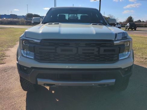 New 2025 Ford Ranger Raptor image 9